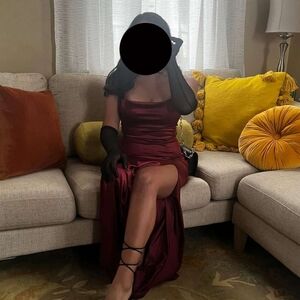 Elegant Burgundy Evening Gown Or Prom Dress